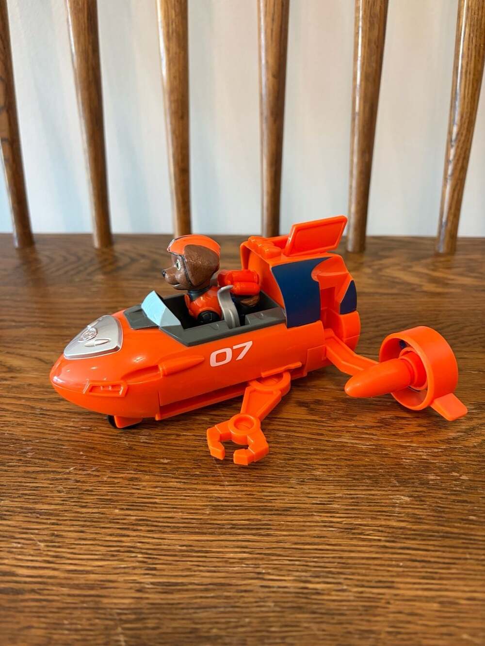 Spin Master Paw Patrol Zuma Sea Patrol Vehicle with Figure